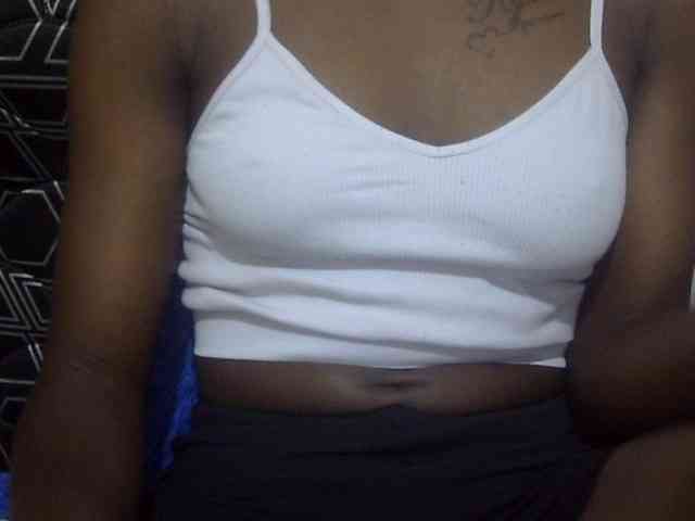 Nairobidoll webcam
