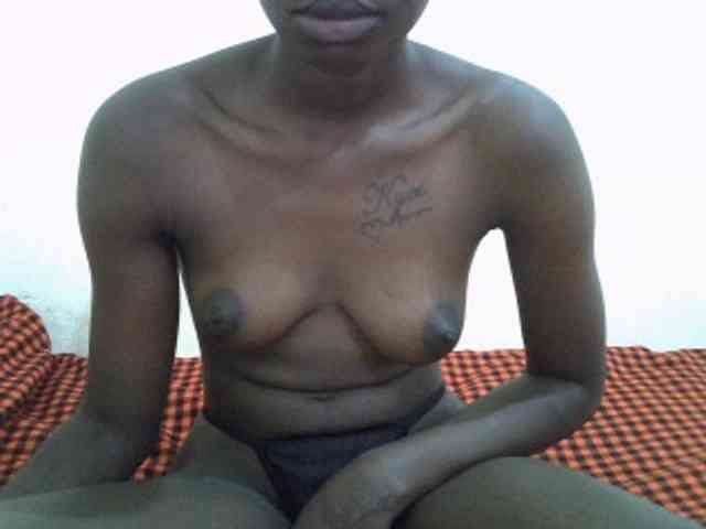 Nairobidoll webcam