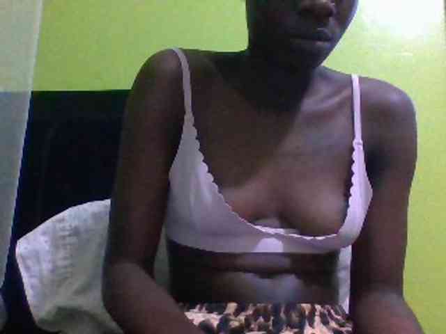 Nairobidoll webcam