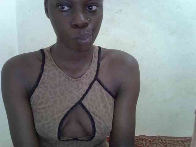 Nairobidoll webcam