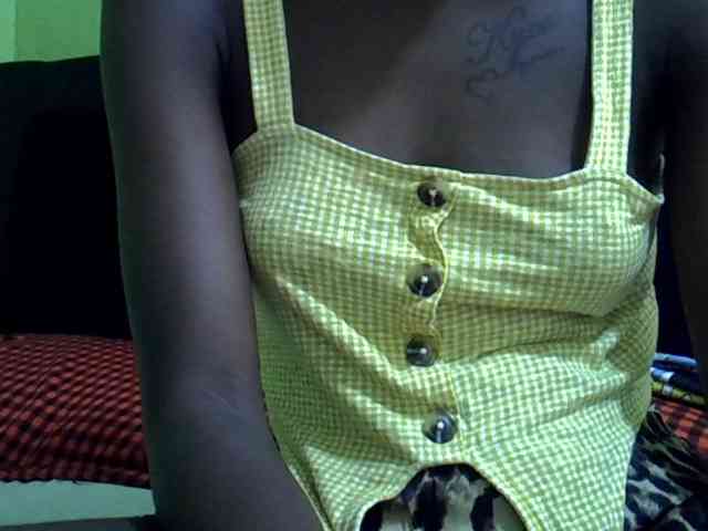 Nairobidoll webcam