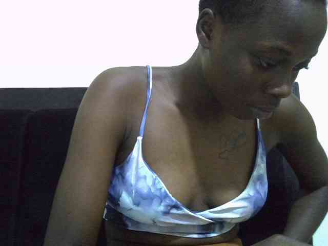 Nairobidoll webcam