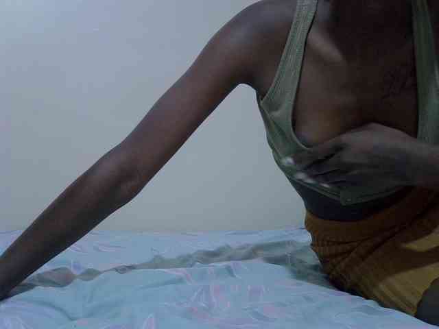 Nairobidoll webcam