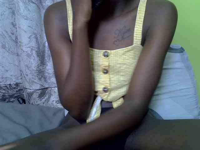 Nairobidoll webcam