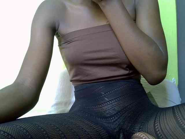 Nairobidoll webcam