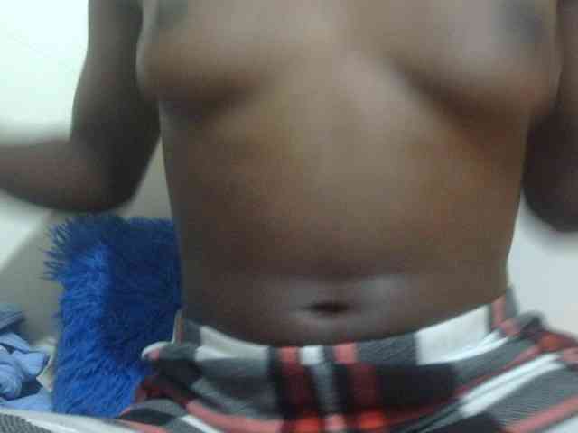 Nairobidoll webcam