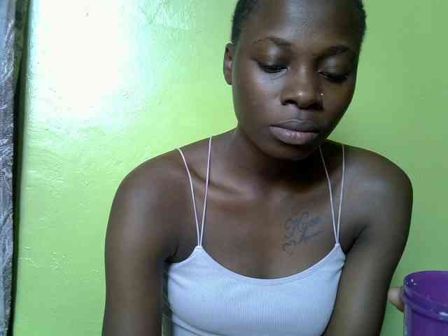 Nairobidoll webcam