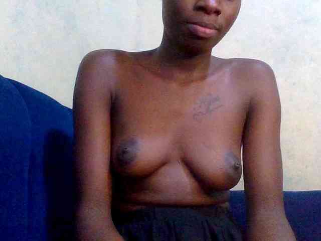Nairobidoll webcam