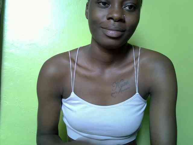 Nairobidoll webcam