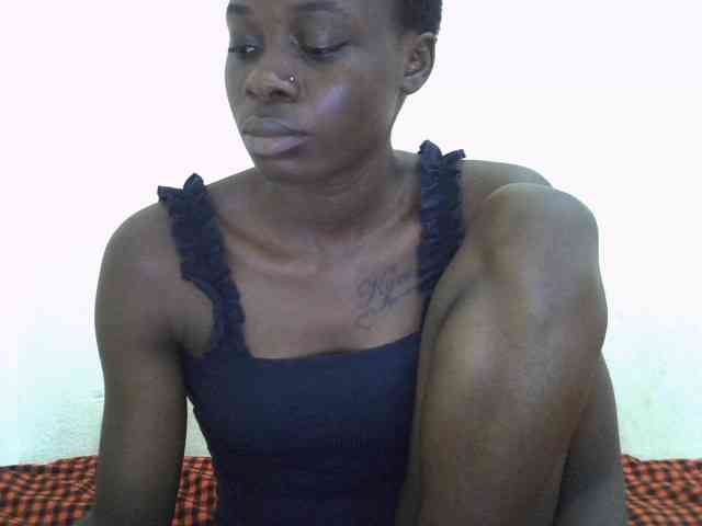Nairobidoll webcam