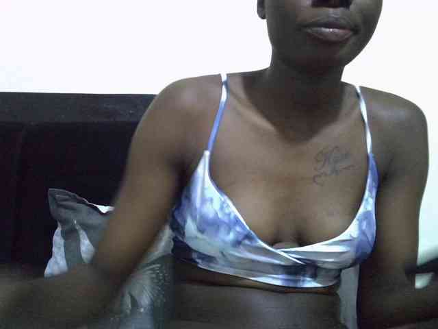 Nairobidoll webcam
