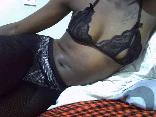 Nairobidoll webcam