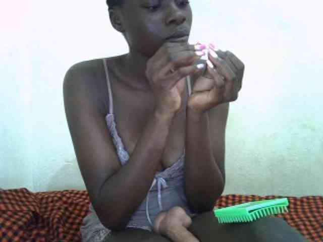 Nairobidoll webcam