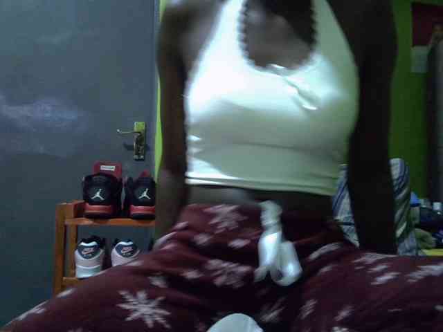 Nairobidoll webcam