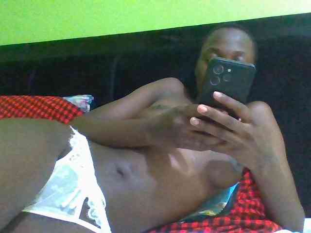 Nairobidoll webcam