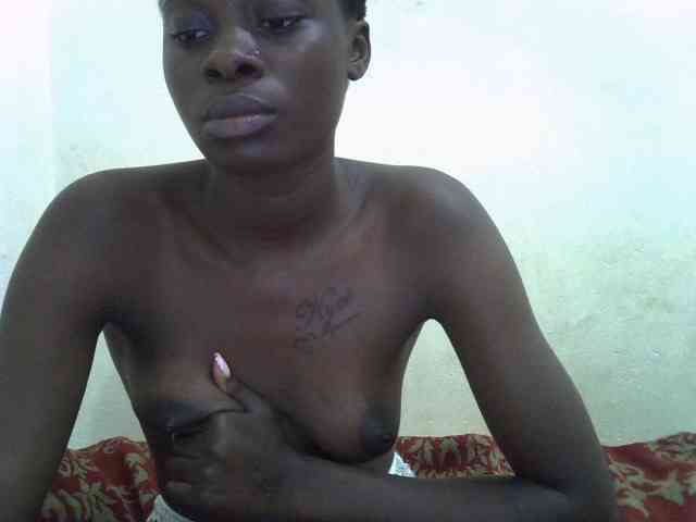 Nairobidoll webcam