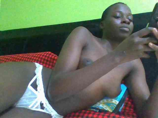 Nairobidoll webcam