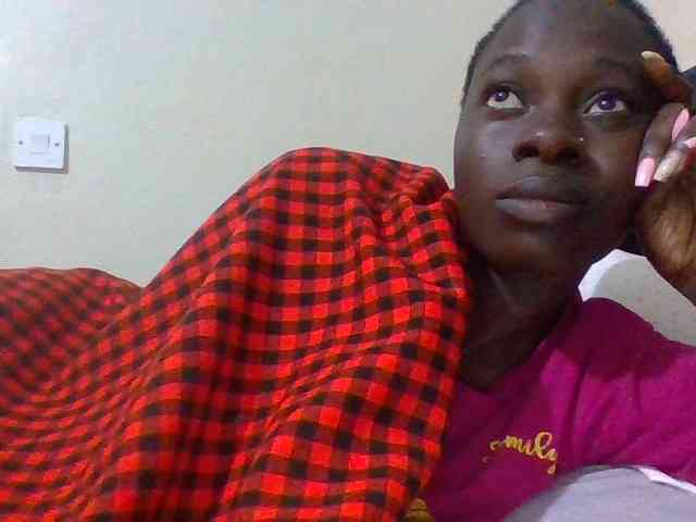 Nairobidoll webcam