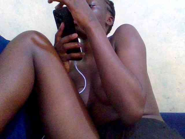 Nairobidoll webcam