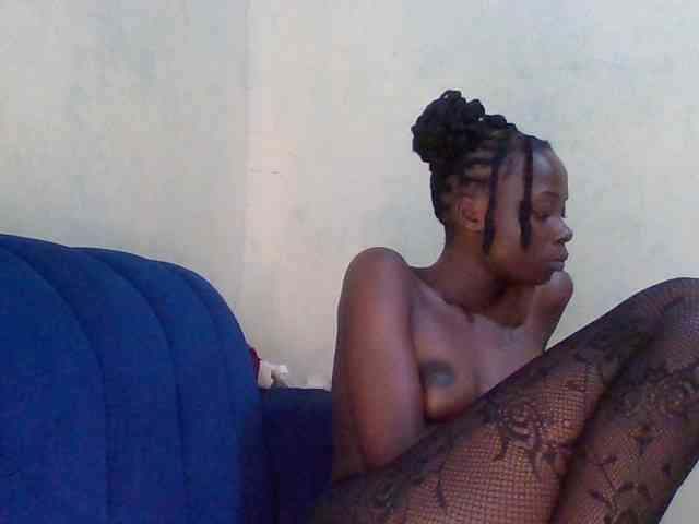 Nairobidoll webcam