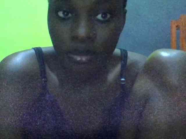 Nairobidoll webcam