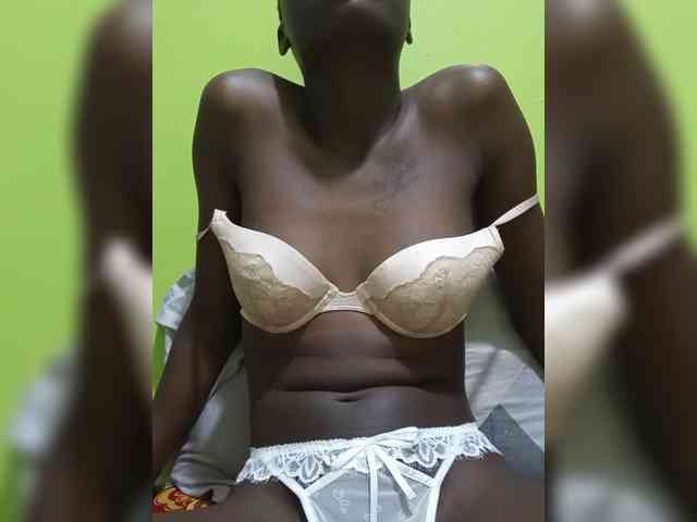 Nairobidoll webcam