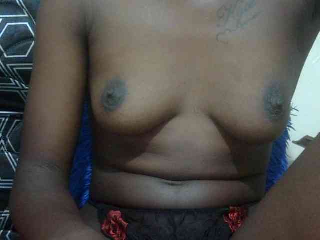 Nairobidoll webcam
