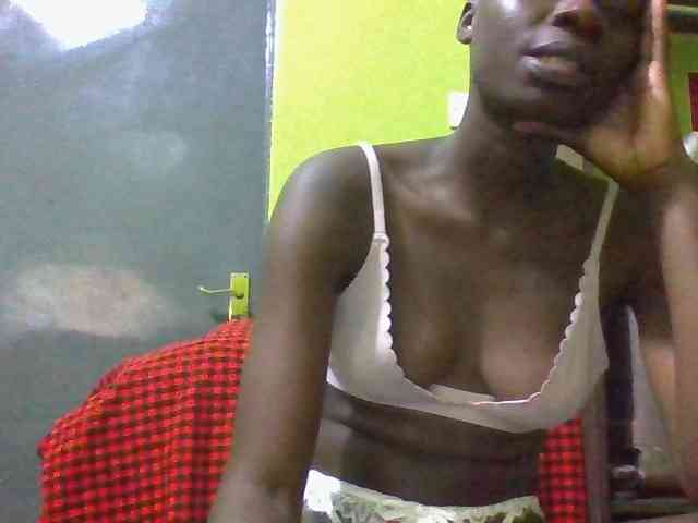 Nairobidoll webcam