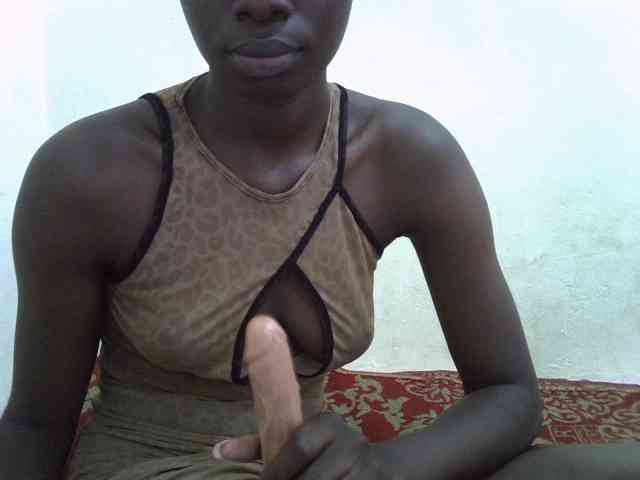 Nairobidoll webcam