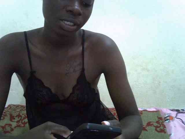 Nairobidoll webcam