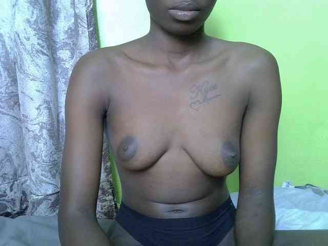 Nairobidoll webcam