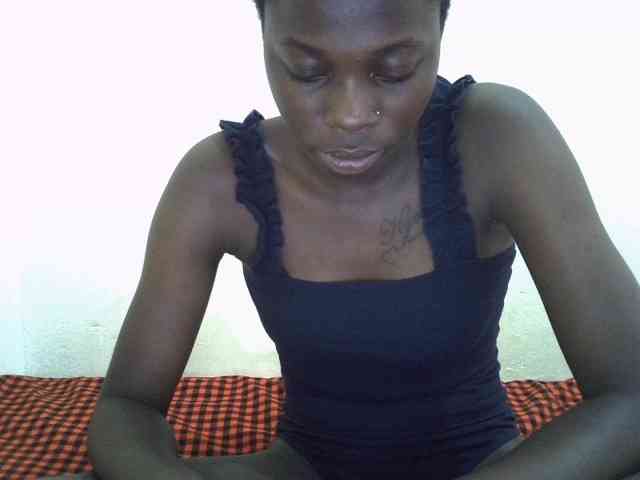 Nairobidoll webcam