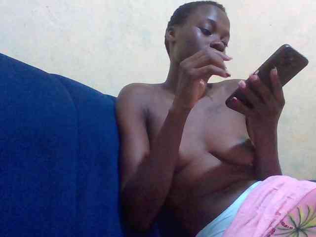 Nairobidoll webcam