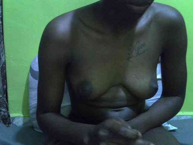 Nairobidoll webcam