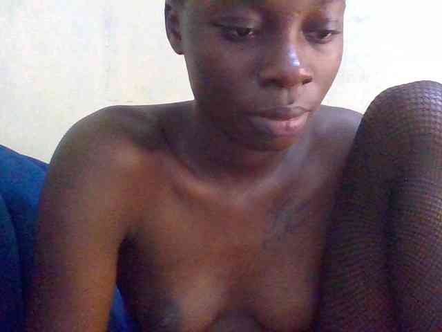 Nairobidoll webcam