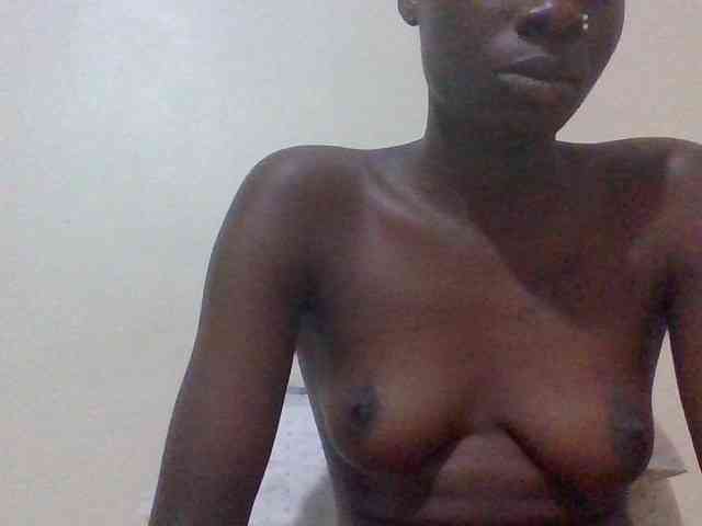 Nairobidoll webcam