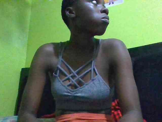 Nairobidoll webcam