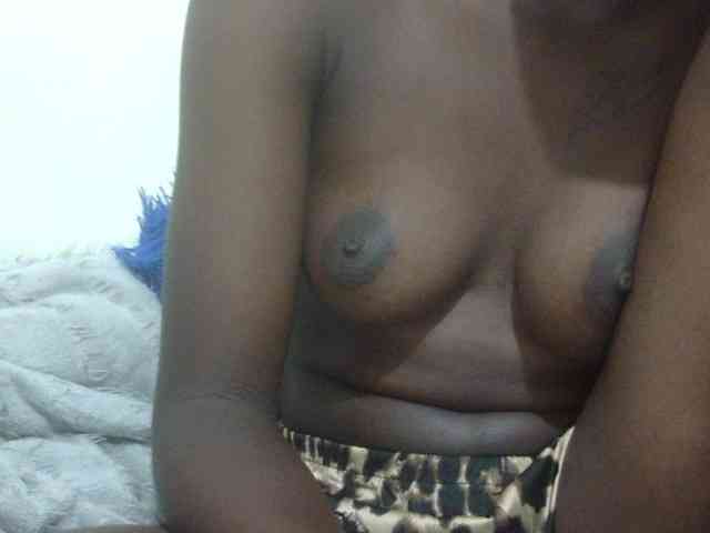 Nairobidoll webcam