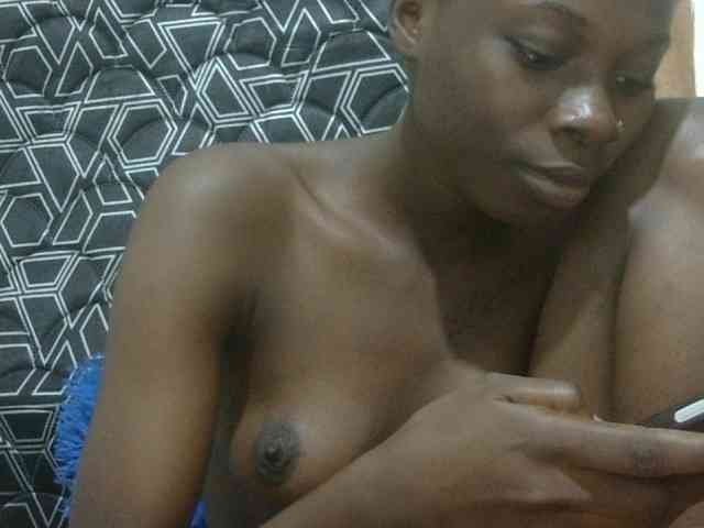 Nairobidoll webcam
