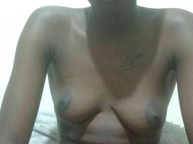 Nairobidoll webcam