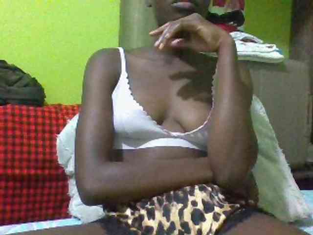 Nairobidoll webcam