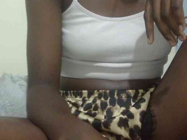 Nairobidoll webcam