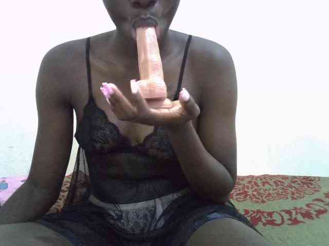 Nairobidoll webcam