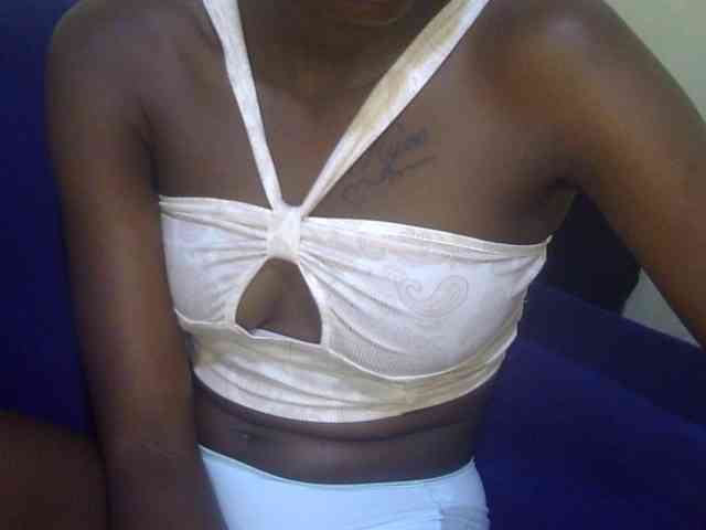 Nairobidoll webcam