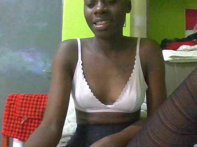 Nairobidoll webcam