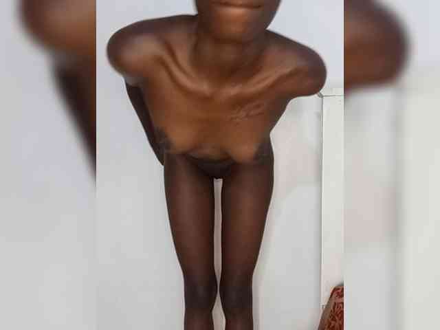 Nairobidoll webcam