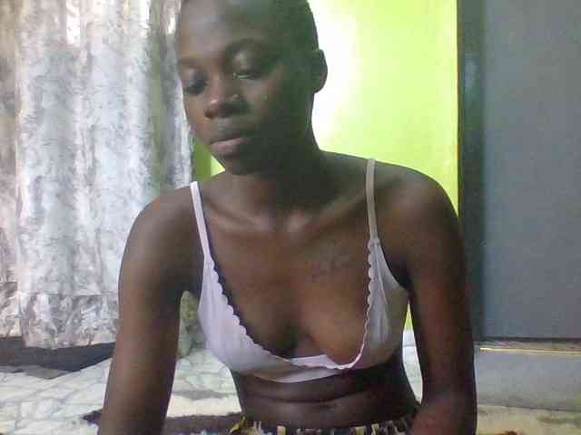 Nairobidoll webcam