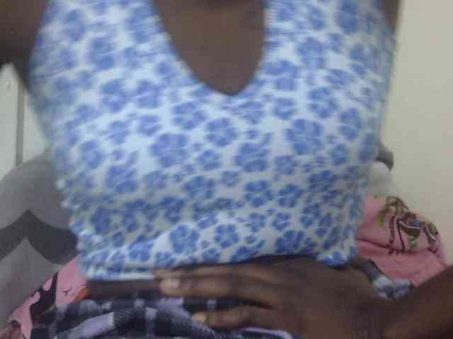 Nairobidoll webcam