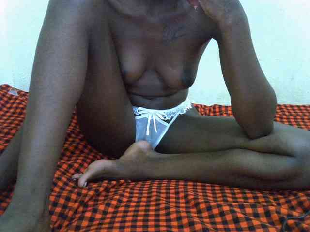 Nairobidoll webcam