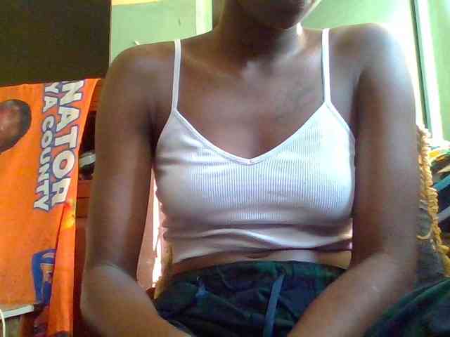 Nairobidoll webcam